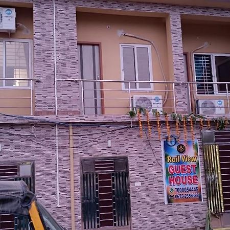 V Paradise Hotel Varanasi Ngoại thất bức ảnh